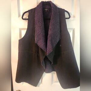 Stella & Dot Black Faux Sherling Vest